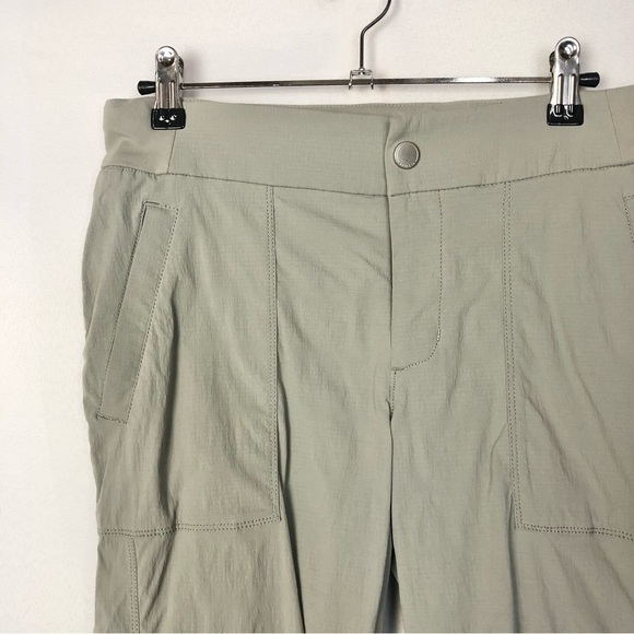 Athleta Trekkie Jogger 2.0 Light Gray Mid Rise Pants 6 - Picture 4 of 5